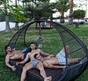 5a-axelbeach-maspalomas-axel-lounge-garden