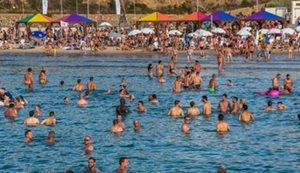hilton gay beach 1