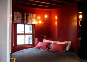 Eklektik Guesthouse Istanbul Red Room
