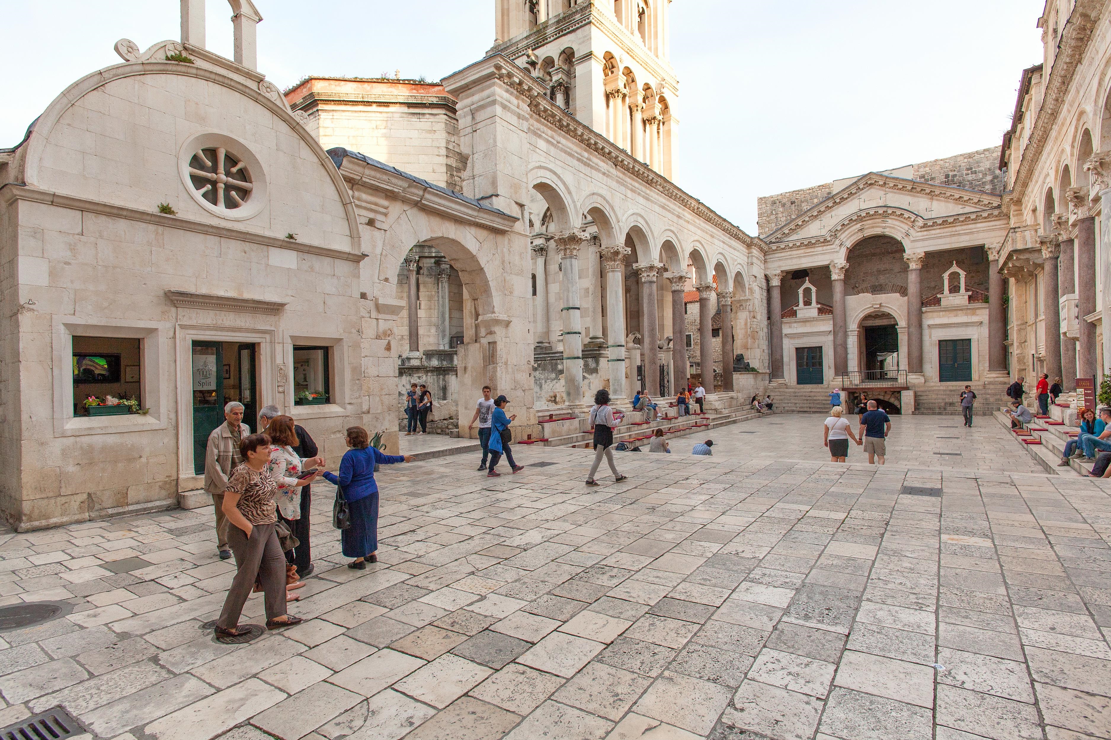 Trogir · Split
